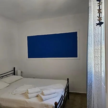 Corfu Glyfada Menigos 2-5 Apartman Pélekasz