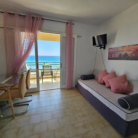 Corfu Glyfada Menigos 2-5 * Pélekasz